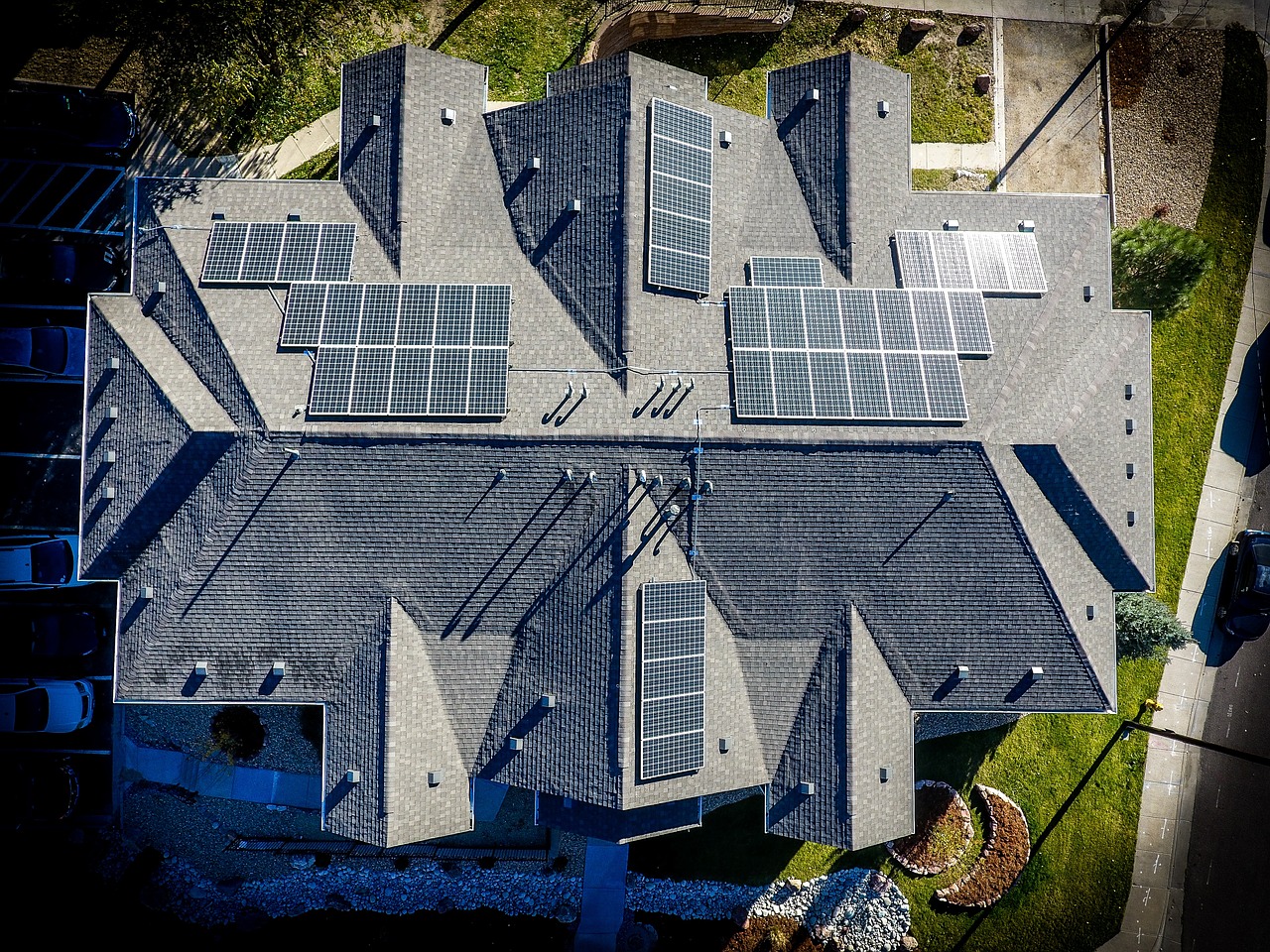 Les avantages de la pergola solaire photovoltaïque chez PIE